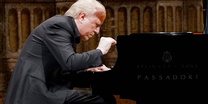 CONCERTI ORO RECITAL DEL PIANISTA GIOVANNI BELLUCCI CONCERTI ORO RECITAL DEL PIANISTA GIOVANNI BELLUCCI