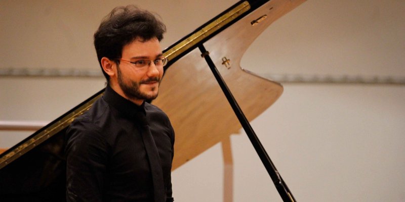 CONCERTO DEL GIOVANE PIANISTA JACOPO FERESIN ALLIEVO DEL M° PIERO RATTALINO