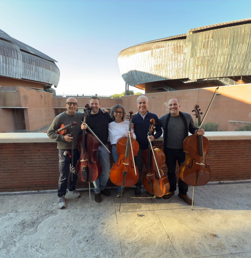 Concerti Oro - Malibran Classica - LE OTTO STAGIONI Vivaldi e Piazzolla Concerti Oro - Malibran Classica - LE OTTO STAGIONI Vivaldi e Piazzolla